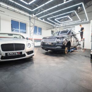 Fortelock_Invisible_05_03_car_service.jpg