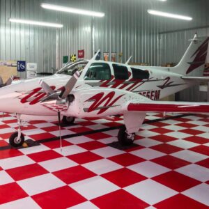 rd-red-white-hangar-2.jpg