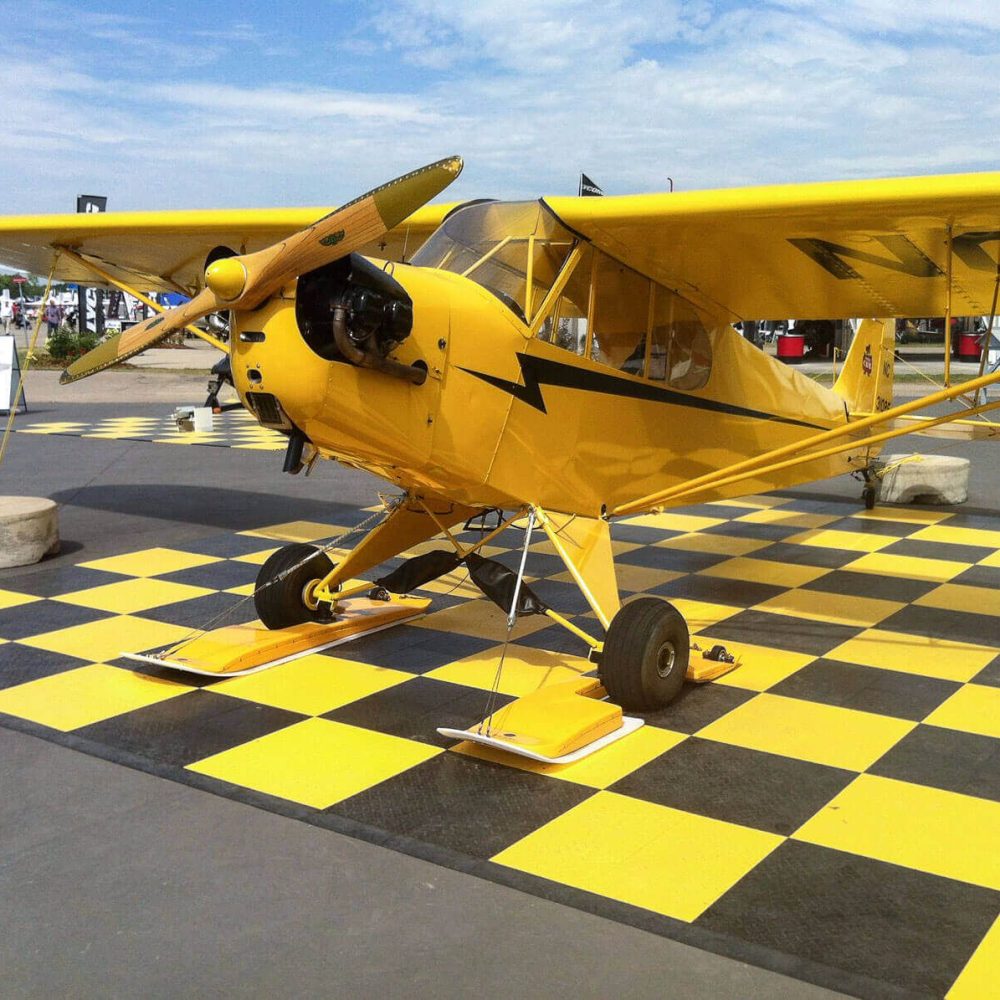 black-yellow-airplane-pad.jpg